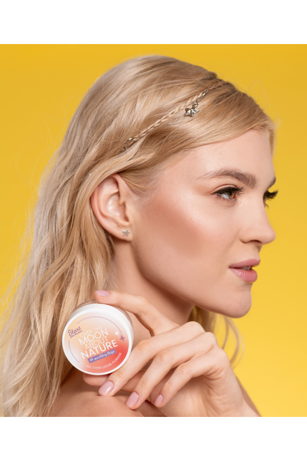 Stars from the stars OVER THE MOON ABOUT NATURE naturalny puder sypki do twarzy i oczu 01 Sparkling Beige, 10g