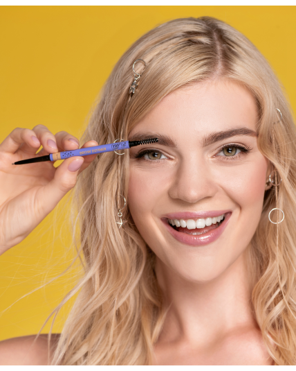 Stars from the Stars Precyzyjna kredka do brwi Eyebrow Pencil Definer Blonde nr 11, 0,1g