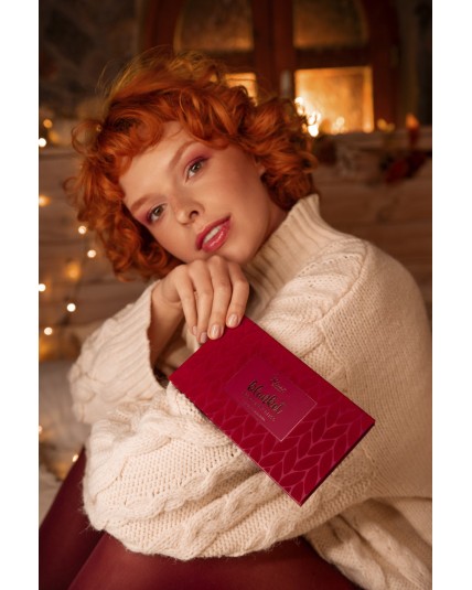 Stars from the stars BLANKET paleta cieni Burgundy Bliss, 10 g