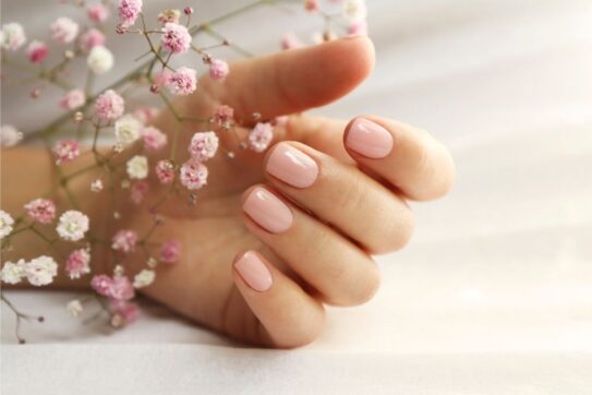 manicure kombinowany